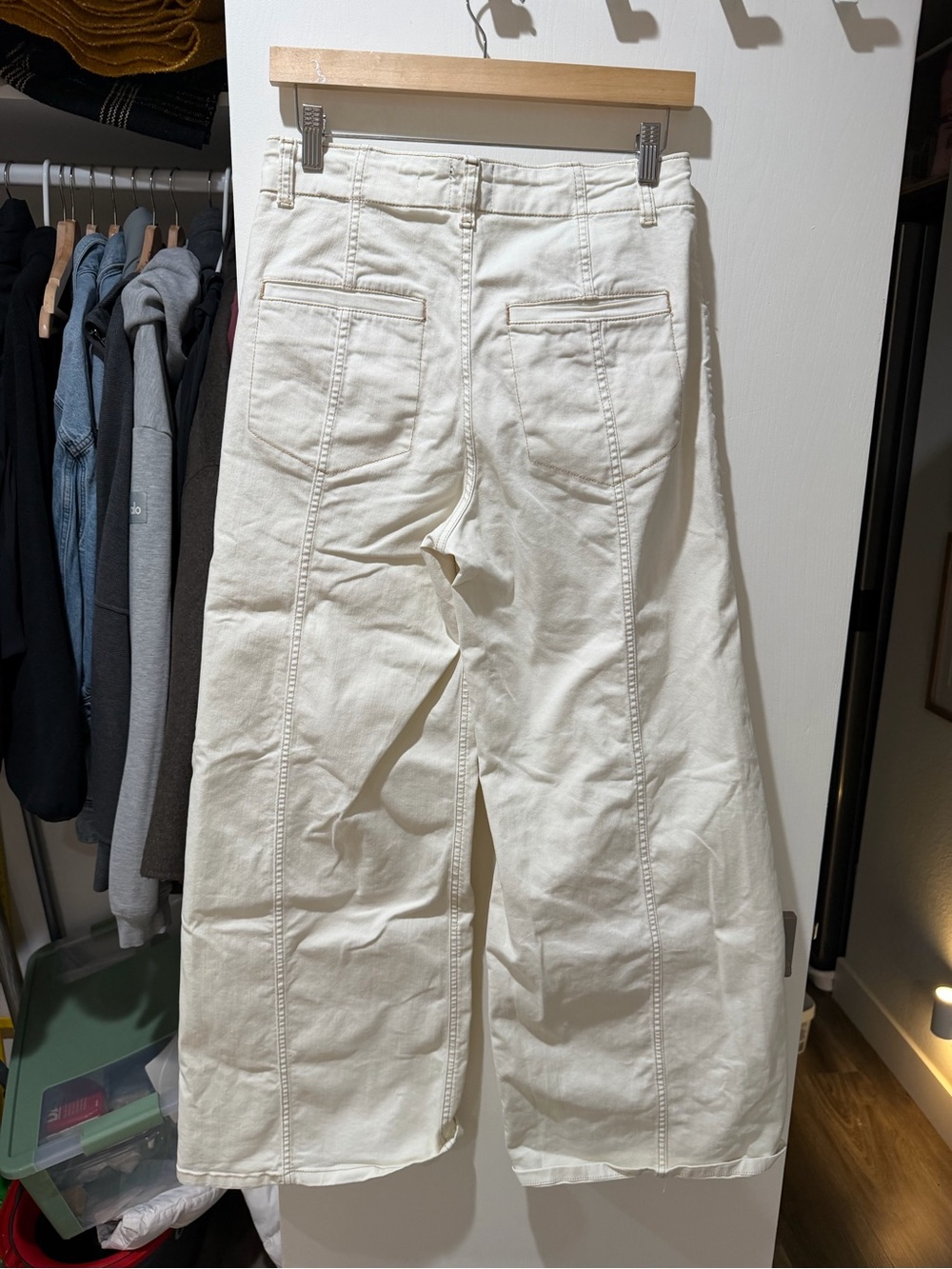 Women’s anthropologie Maeve pants 29